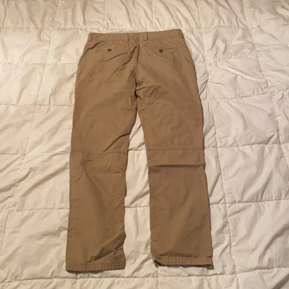 Banana republic size 31x30 Aiden khaki pants used clean we ship fast - Picture 3 of 3